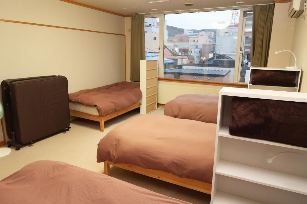 Otaru Ekimae Guest House Ito Kültér fotó