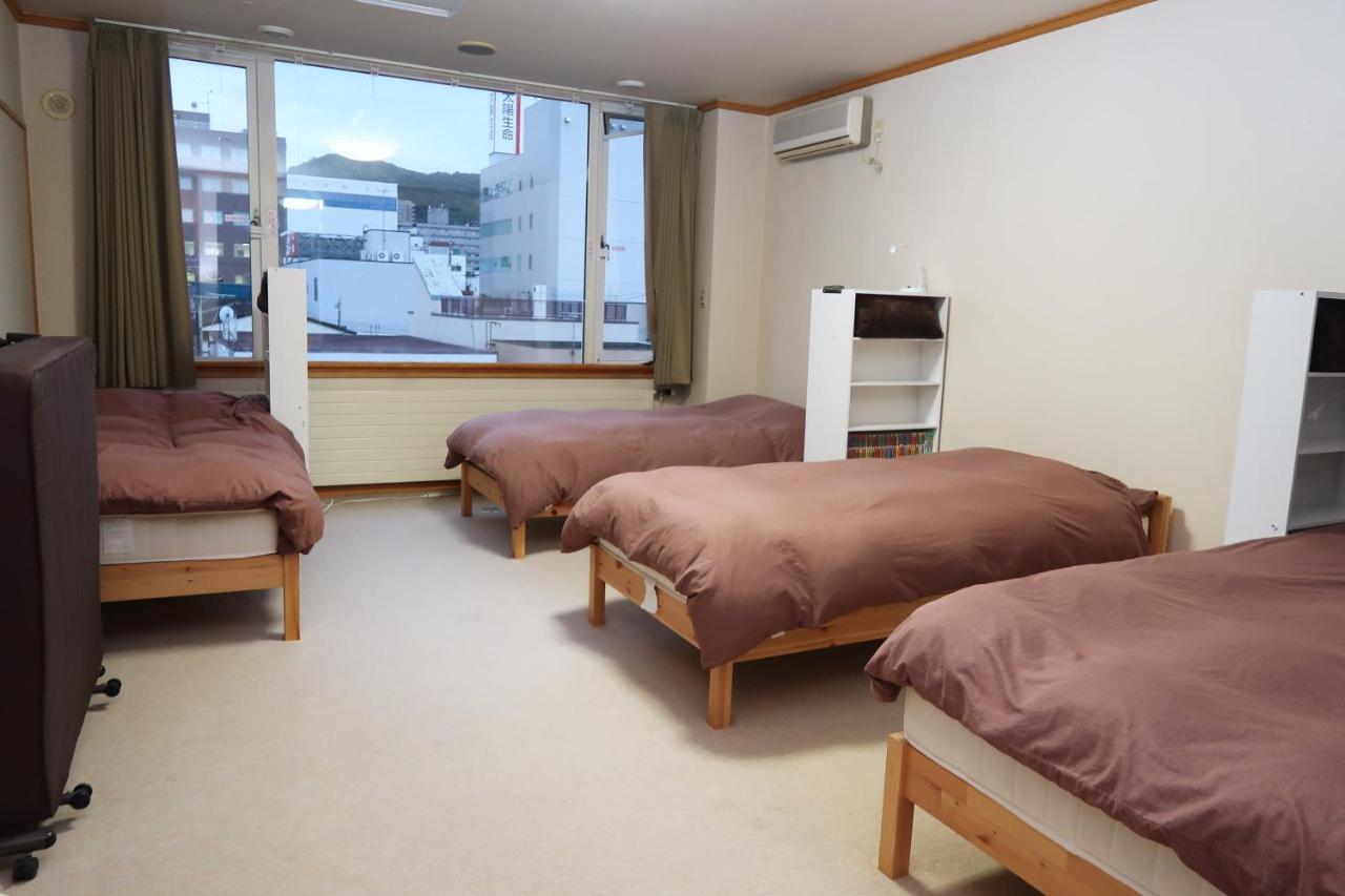 Otaru Ekimae Guest House Ito Kültér fotó